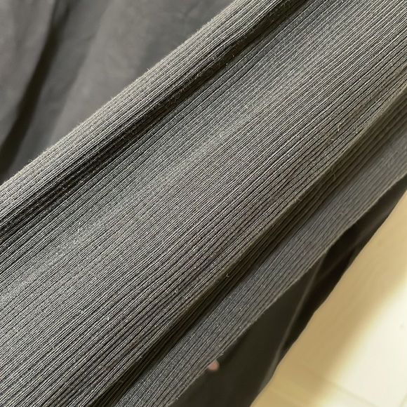 Hugo Boss Men’s Black Long Sleeves Slim Fit Tee Size XL - Picture 4 of 6